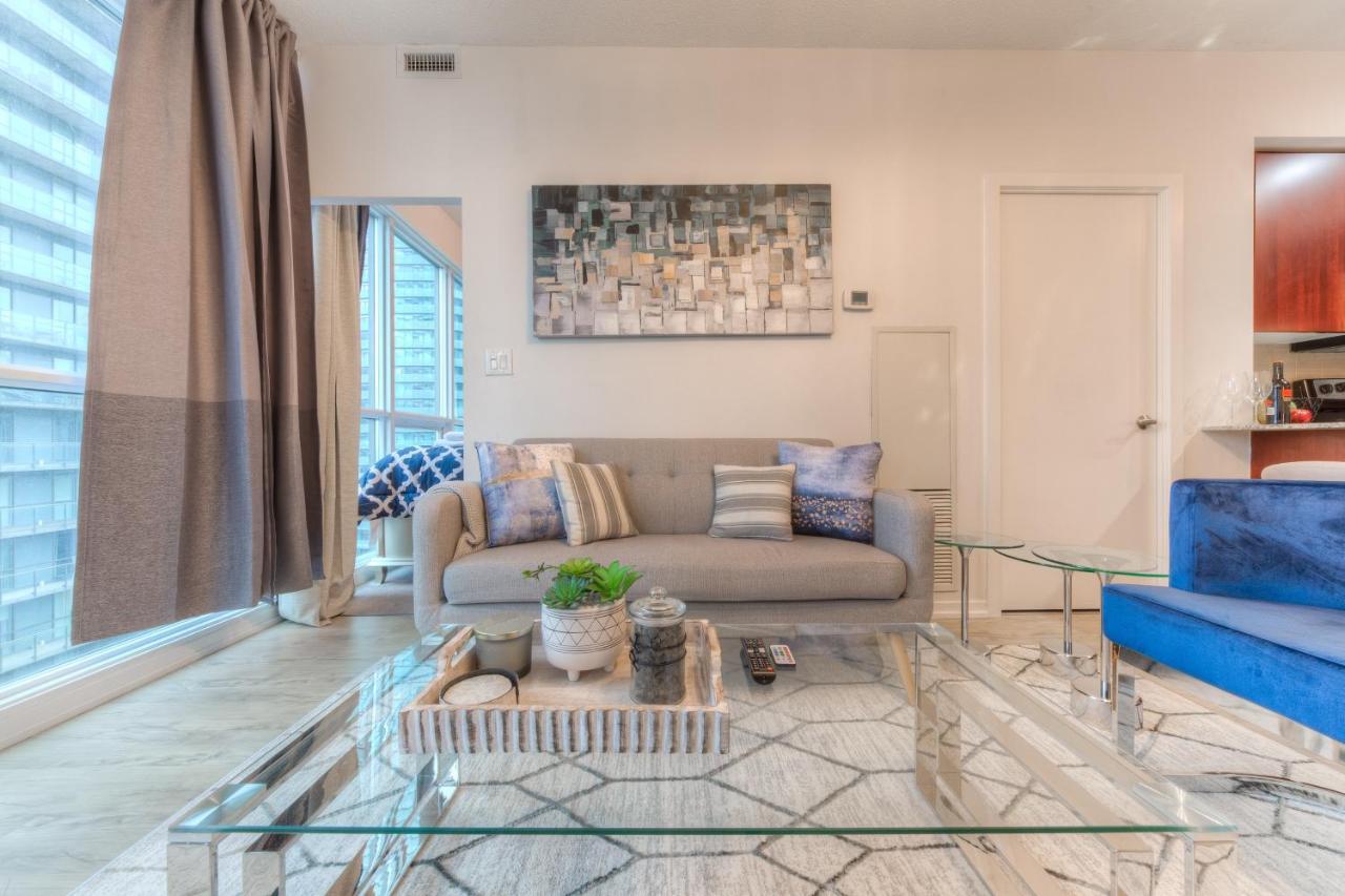 Stylish Newly Furnished Condo With Beautiful Lake View Торонто Экстерьер фото