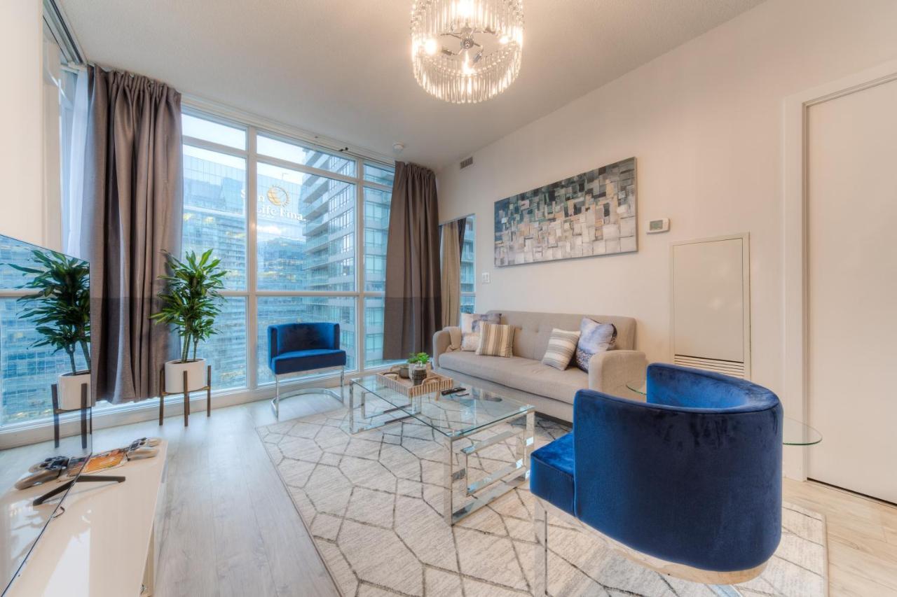 Stylish Newly Furnished Condo With Beautiful Lake View Торонто Экстерьер фото